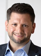 Headshot of Nick Treder, director of Sports and Entertainment, Johnson Controls